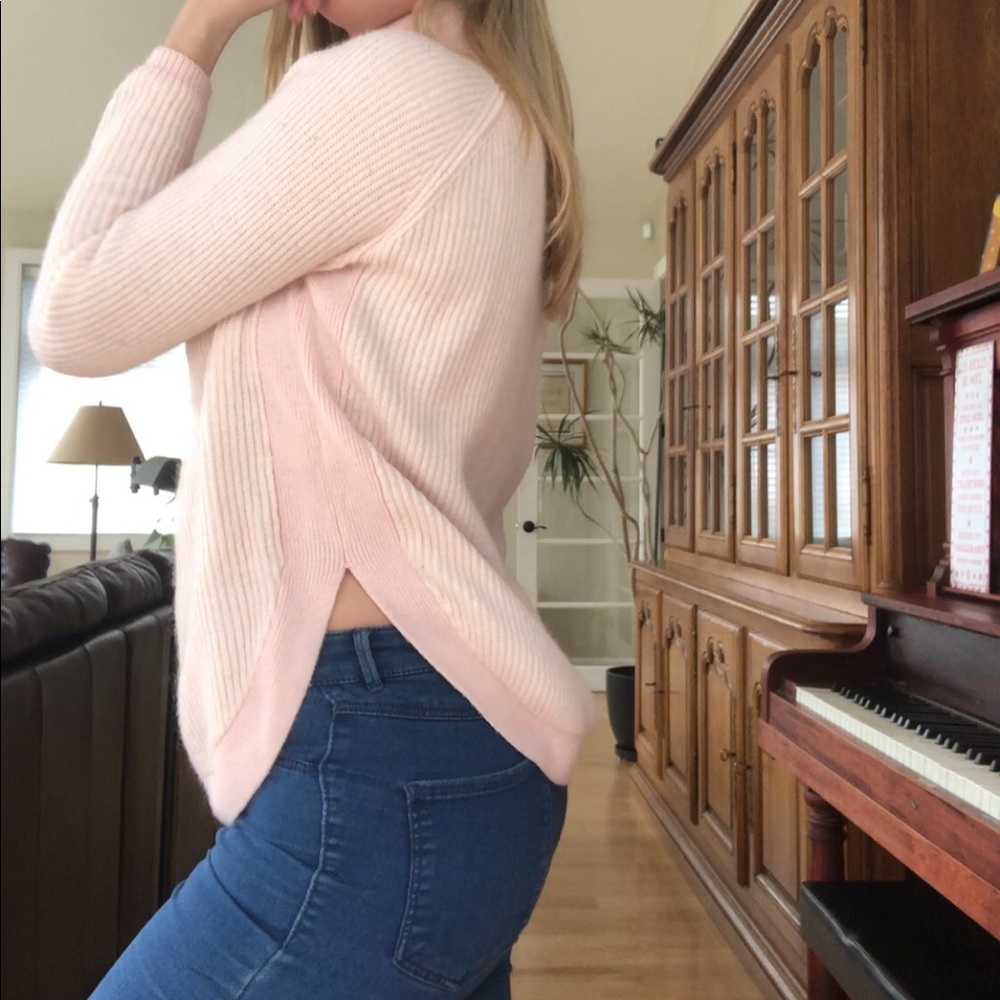 Pink Knit - Picture 4 of 7